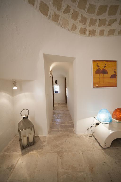 オストゥーニ Trullo Degli Uliviヴィラ エクステリア 写真