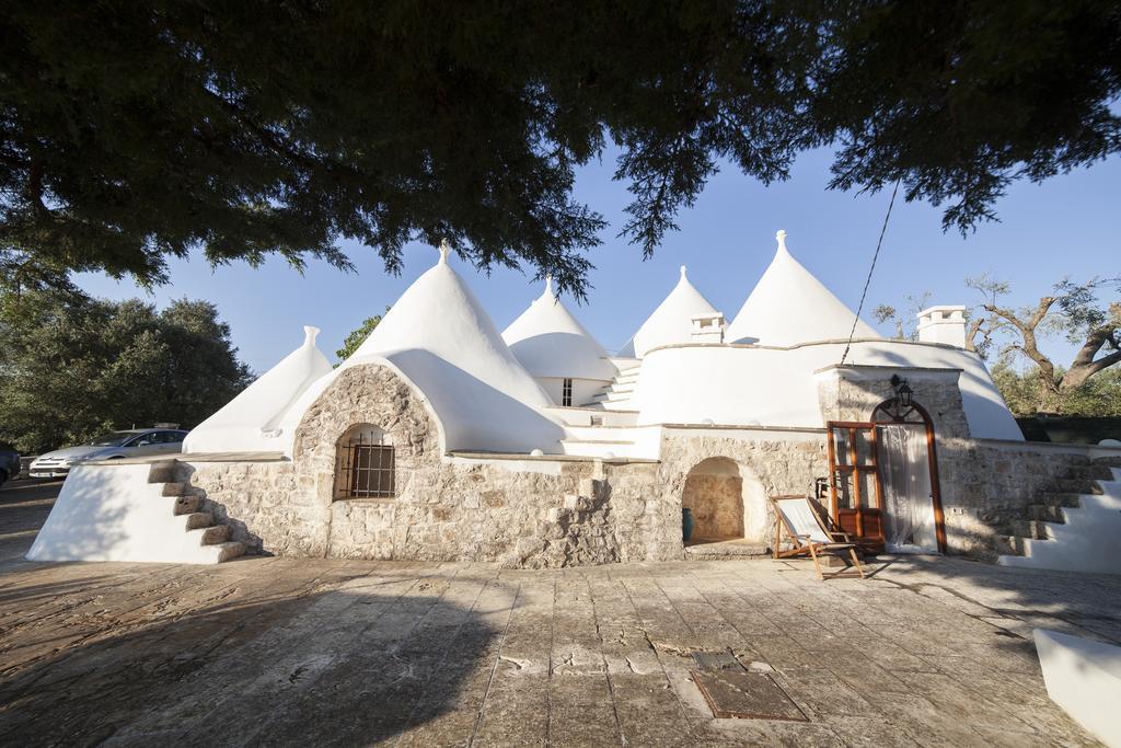 オストゥーニ Trullo Degli Uliviヴィラ エクステリア 写真