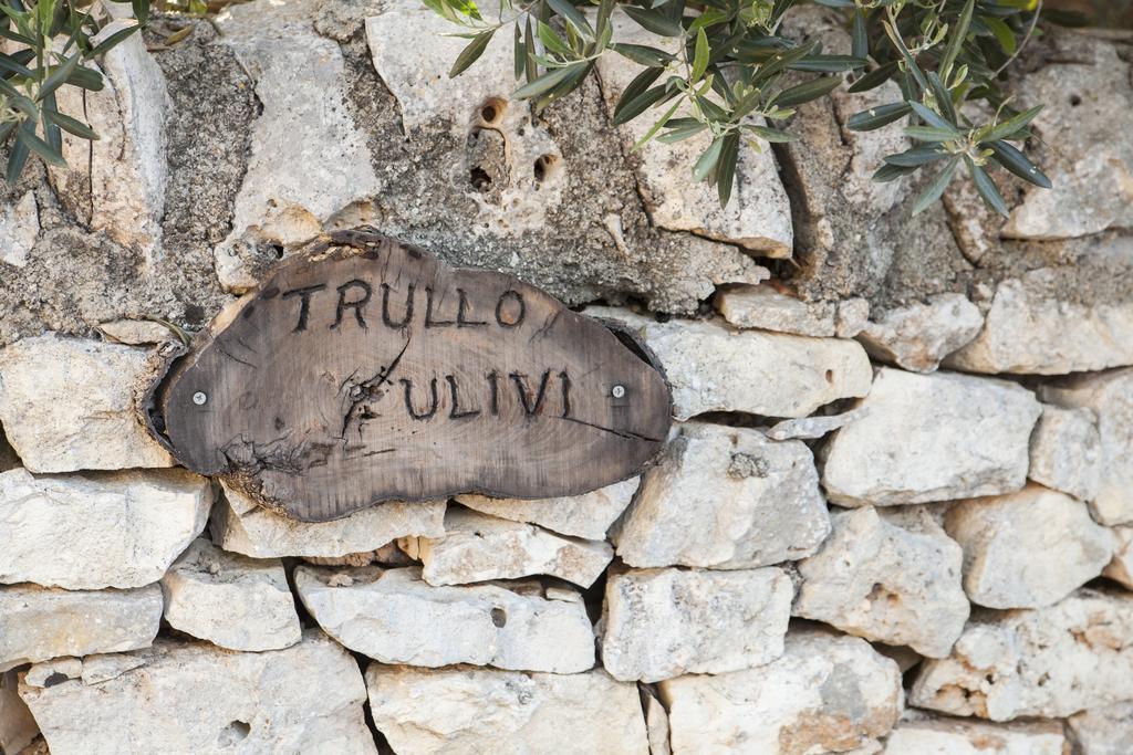 オストゥーニ Trullo Degli Uliviヴィラ エクステリア 写真