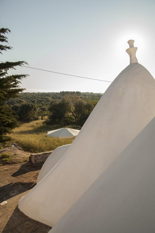 オストゥーニ Trullo Degli Uliviヴィラ エクステリア 写真