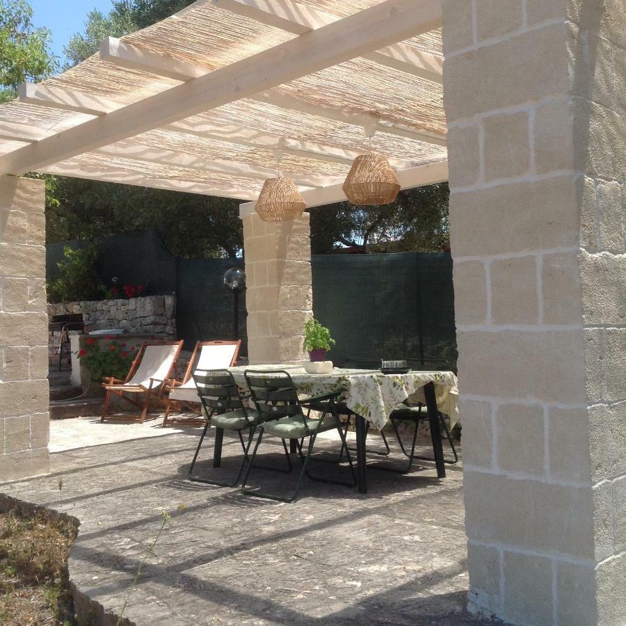 オストゥーニ Trullo Degli Uliviヴィラ エクステリア 写真